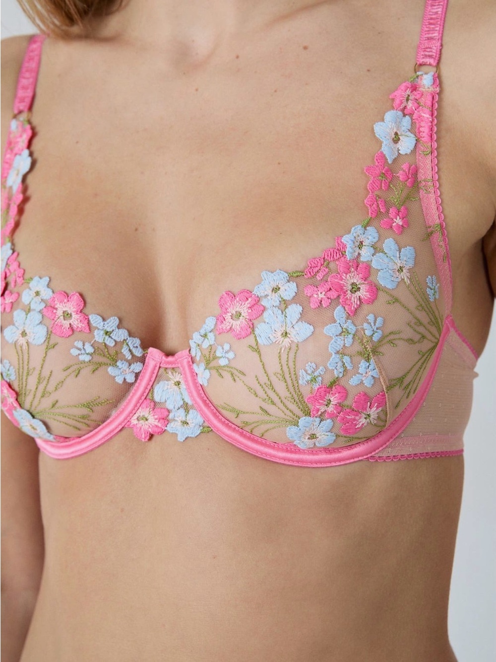 Etam Douceur Classique
Underwire Unlined Bra!